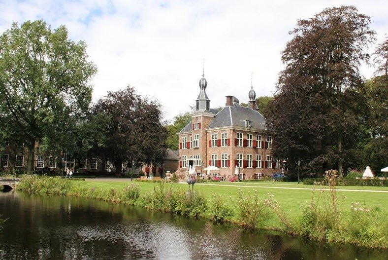 Castle Cannenburch, Netherlands